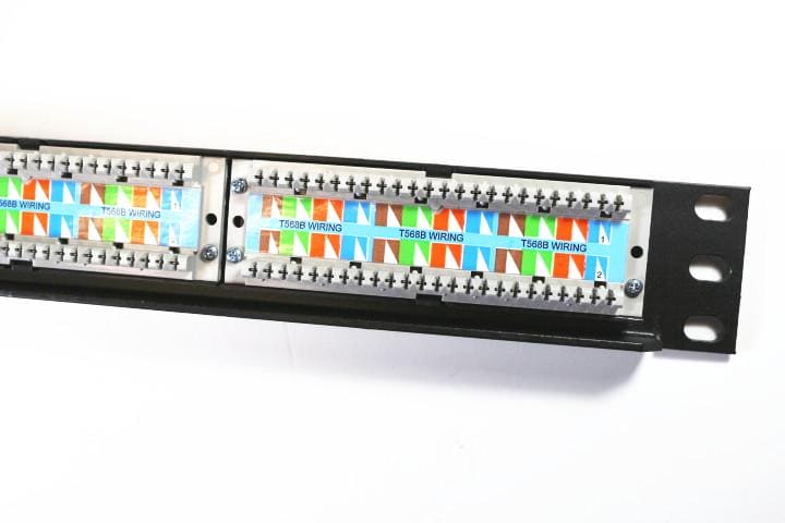 ORTRONICS PATCH PANEL 24 PORT CAT6